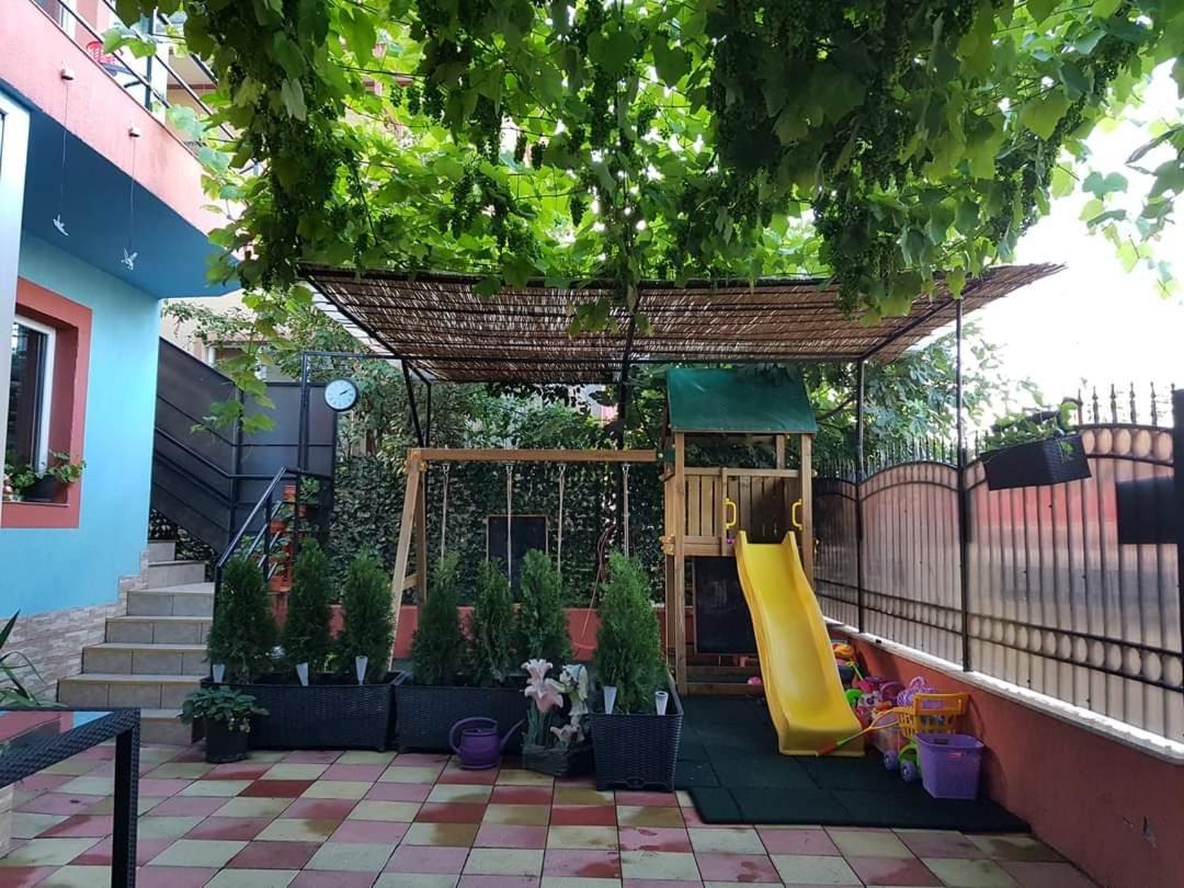 Vila Crinis Западен Ефорие Екстериор снимка